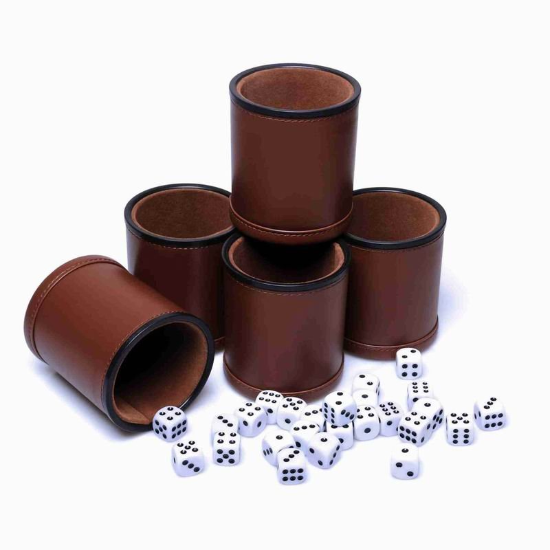 Brown PU Leather Dice Cup Set, Felt Lined Dice Shaker with 5 Dice for Liars Farkle Yahtzee Game - 图片 3